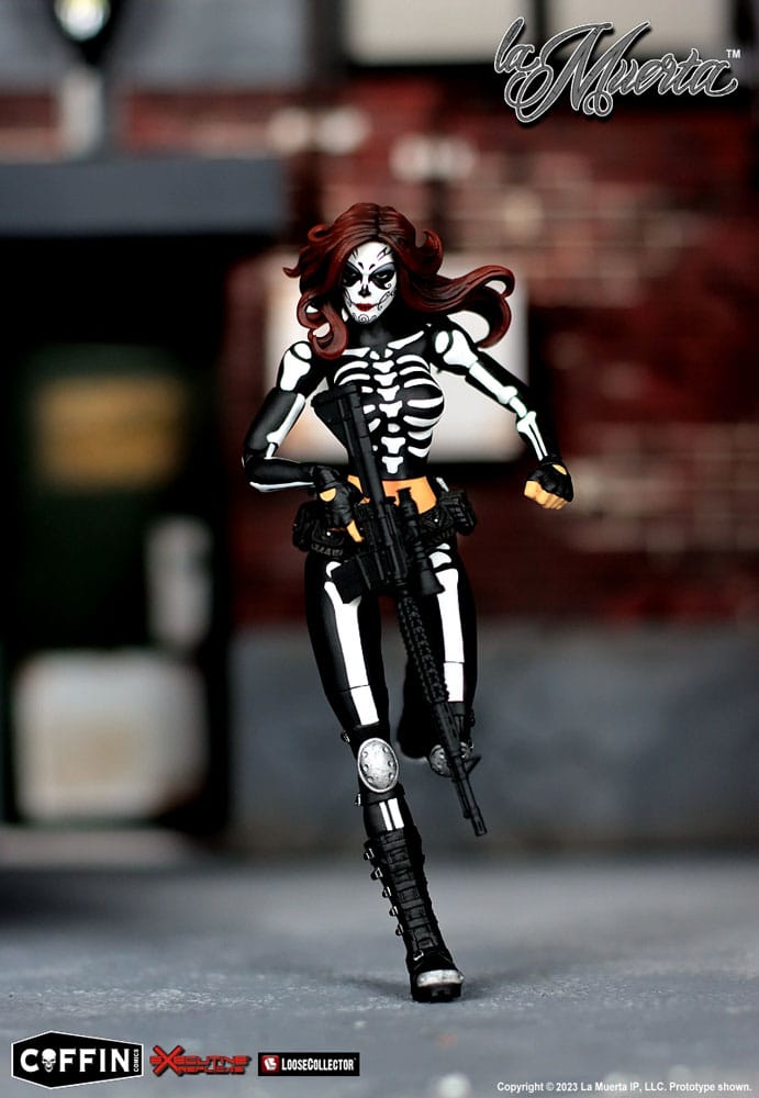 La Muerta Executive Replica Action Figure 1/12 La Muerta 15 cm - MangaShop.ro