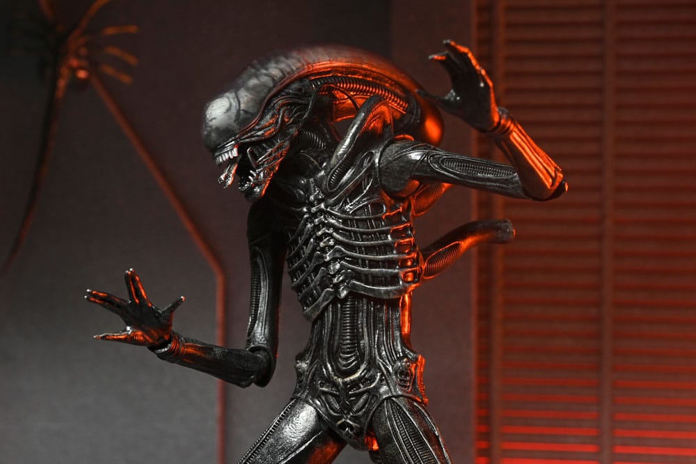 Alien: Romulus Action Figure Ultimate Xenomorph XX121 18 cm - MangaShop.ro