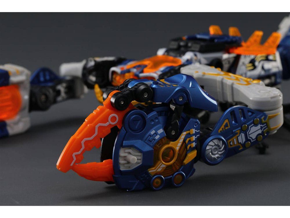 Beastbox Figure Cubes BB-60 Hurrican (Scorpion) 43 cm - MangaShop.ro