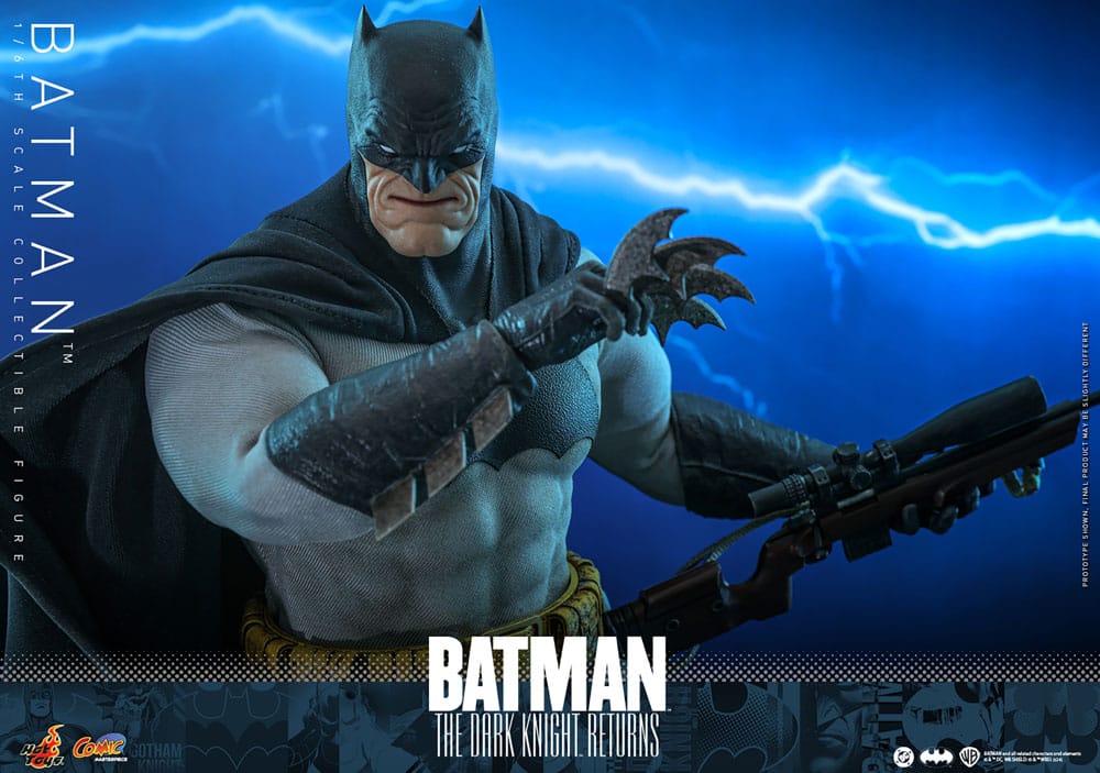 Batman: The Dark Knight Returns Comic Masterpiece Action Figure 1/6 Batman 32 cm - MangaShop.ro