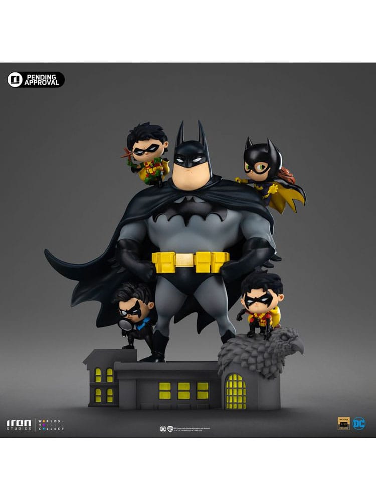 Batman Animated icons PVC Figure Batman Family 18 cm - MangaShop.ro