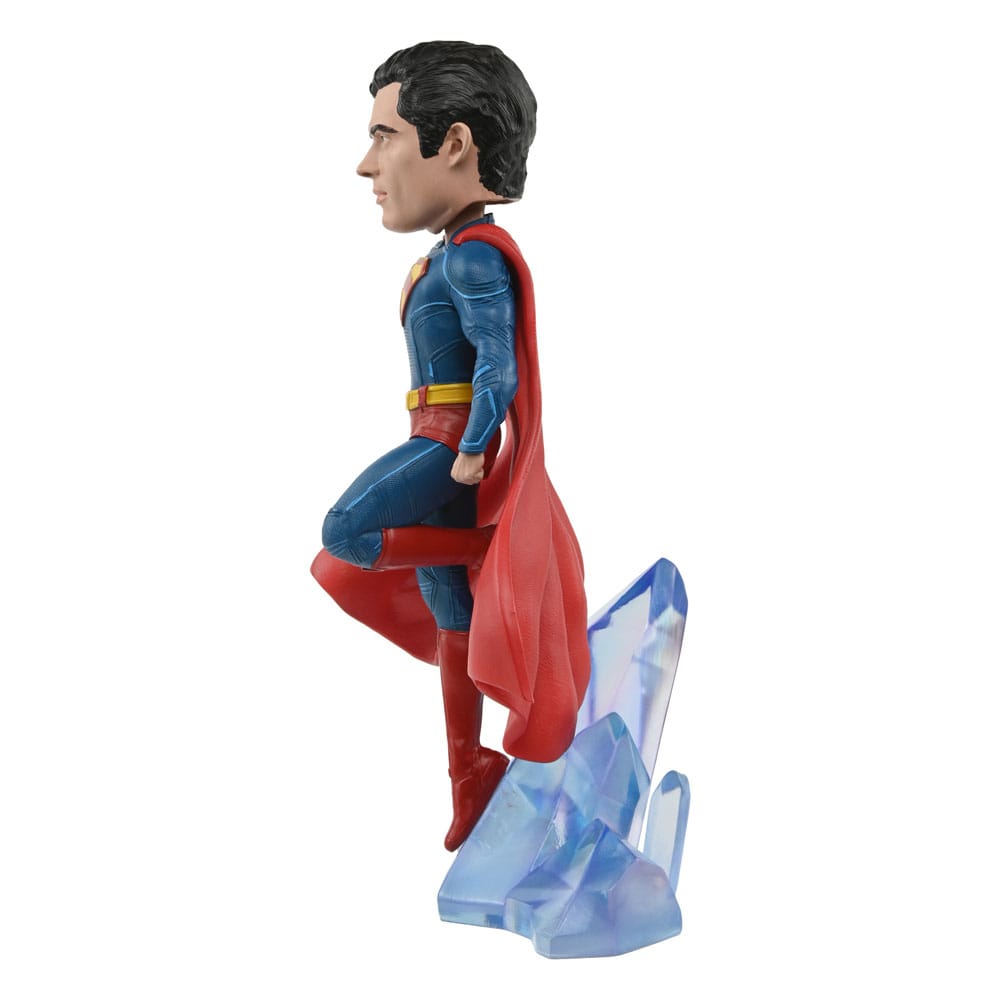 Superman (2025) Head Knocker Superman 21 cm - MangaShop.ro