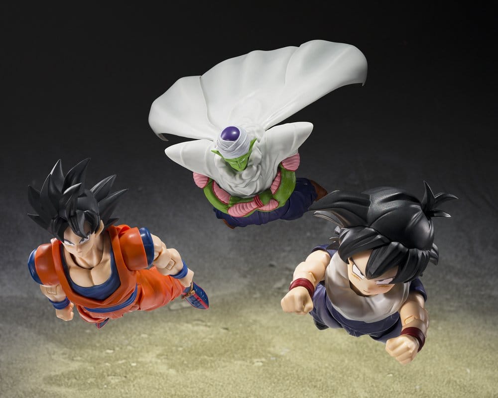 Dragon Ball Z S.H.Figuarts Action Figure Son Gohan (Z-Fighters) (Limited Edition Z-Fighters Group Base Ver. A) 11 cm - MangaShop.ro