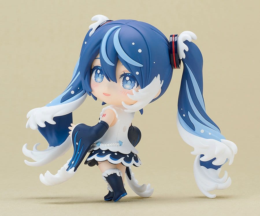 Character Vocal Series 01: Hatsune Miku Nendoroid Action Figure Katsushika Hokusai Collaboration Ver. (Rella) 10 cm - MangaShop.ro