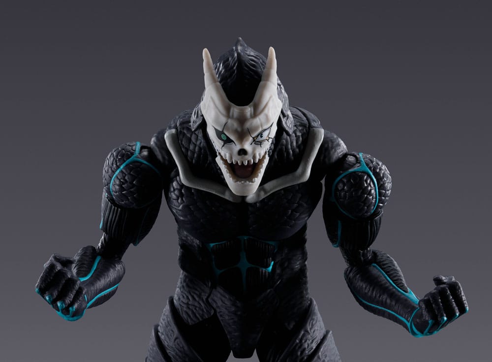 Kaiju No. 8 S.H. Figuarts Action Figure Kikoru Shinomiya 13 cm - MangaShop.ro