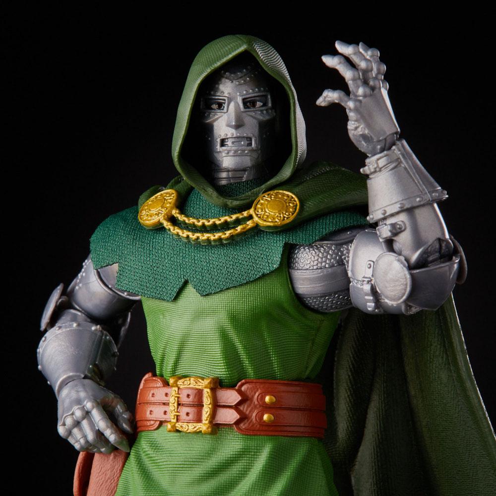 Fantastic Four Marvel Retro Collection Action Figure Dr. Doom 15 cm - MangaShop.ro