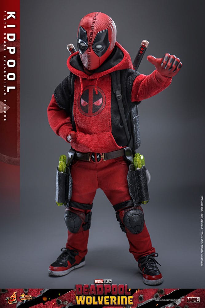 Deadpool & Wolverine Movie Masterpiece Action Figure 1/6 Kidpool 22 cm - MangaShop.ro
