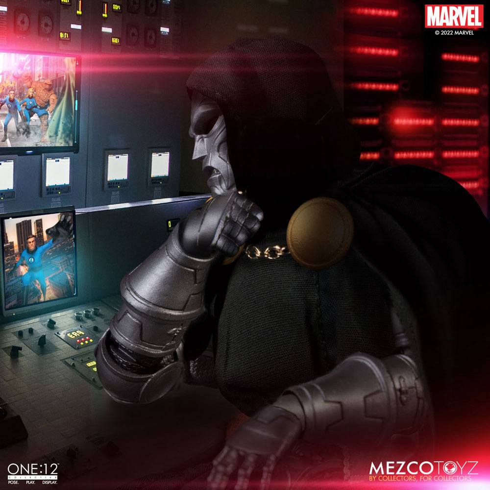 Marvel Action Figure 1/12 Doctor Doom 17 cm - MangaShop.ro