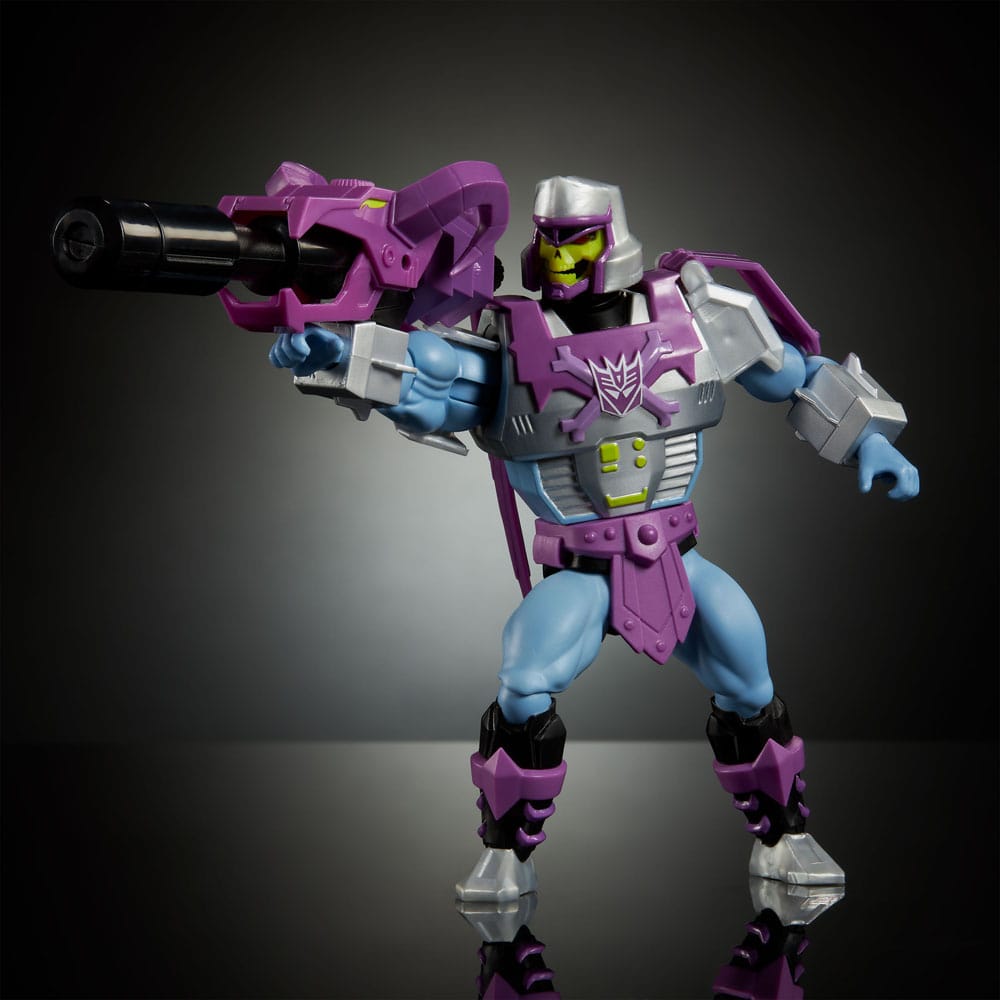 Masters of the Universe x Transformers Action Figure Megatron Armor Skeletor heo European Exclusive 14 cm - MangaShop.ro