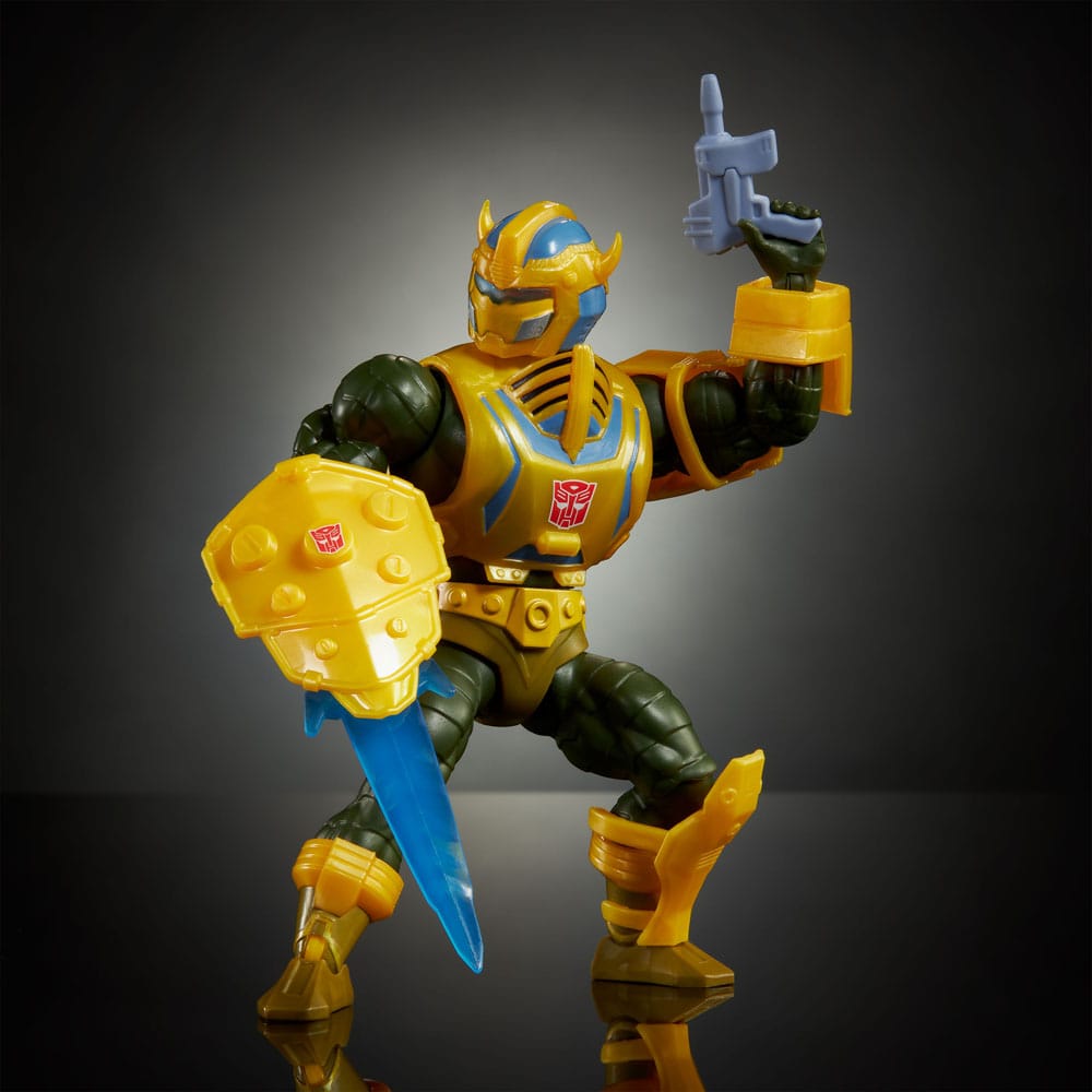 Masters of the Universe x Transformers Action Figure Bumblebee Armor Man-At-Arms heo European Exclusive 14 cm - MangaShop.ro