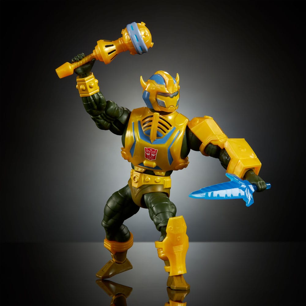 Masters of the Universe x Transformers Action Figure Bumblebee Armor Man-At-Arms heo European Exclusive 14 cm - MangaShop.ro