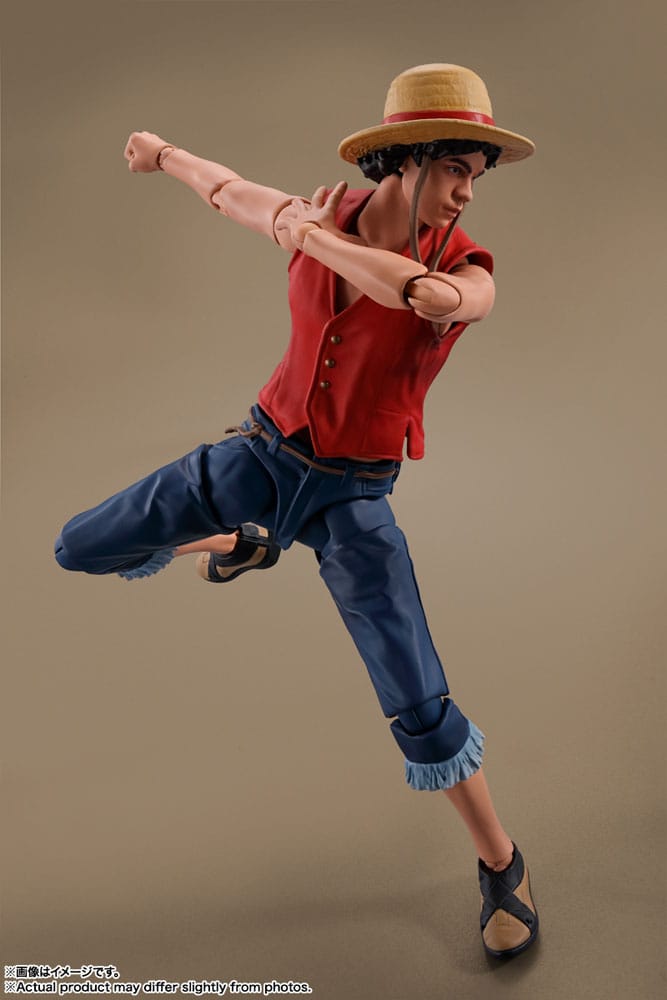 One Piece S.H. Figuarts Action Figure Monkey D. Luffy (Netflix) 14 cm - MangaShop.ro