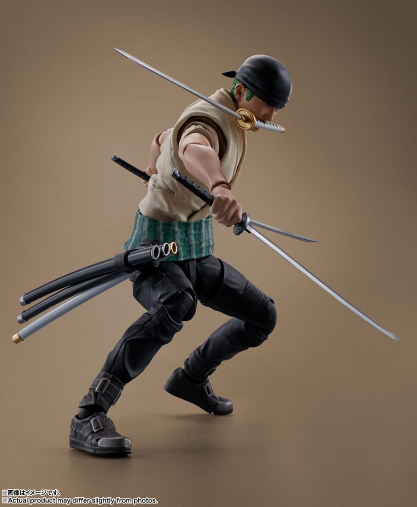 One Piece S.H. Figuarts Action Figure Roronoa Zoro (Netflix) 14 cm - MangaShop.ro