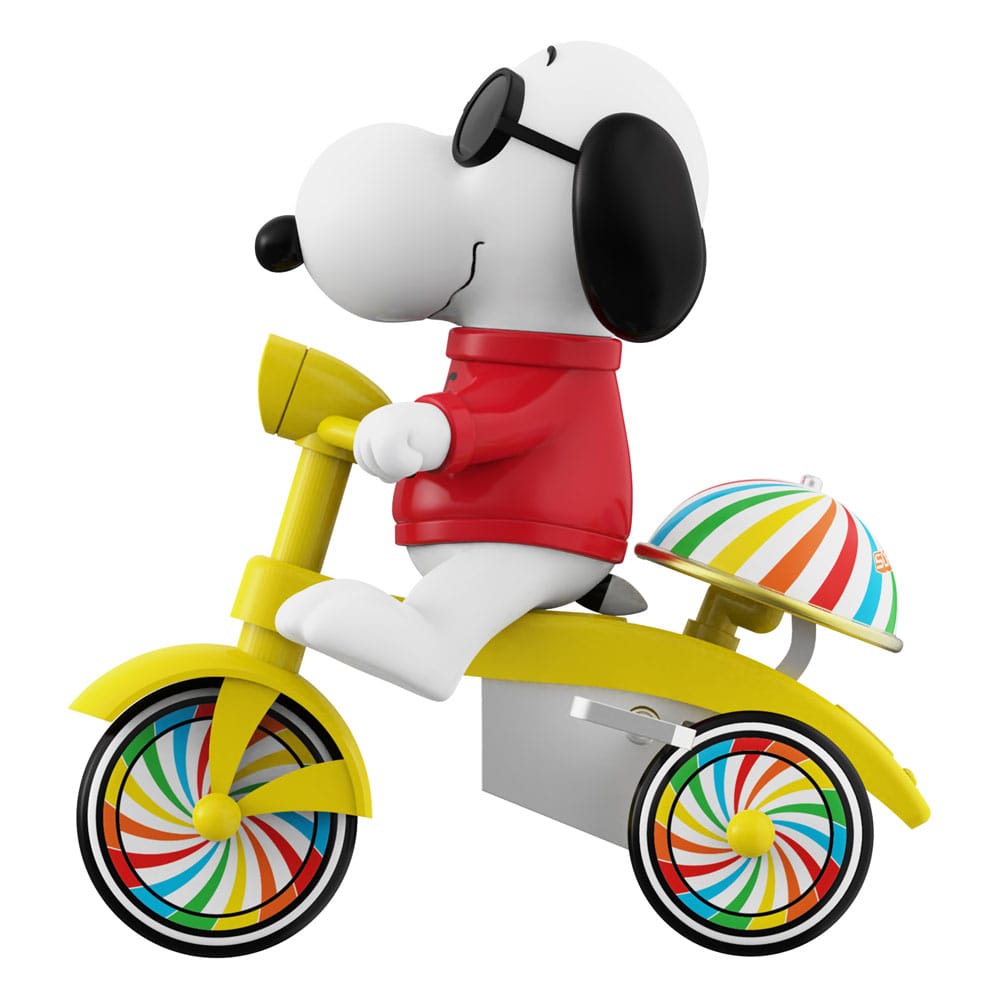 Peanuts Super Cycles Action Figure Joe Cool (Red with Yellow Trike) 13 cm - MangaShop.ro