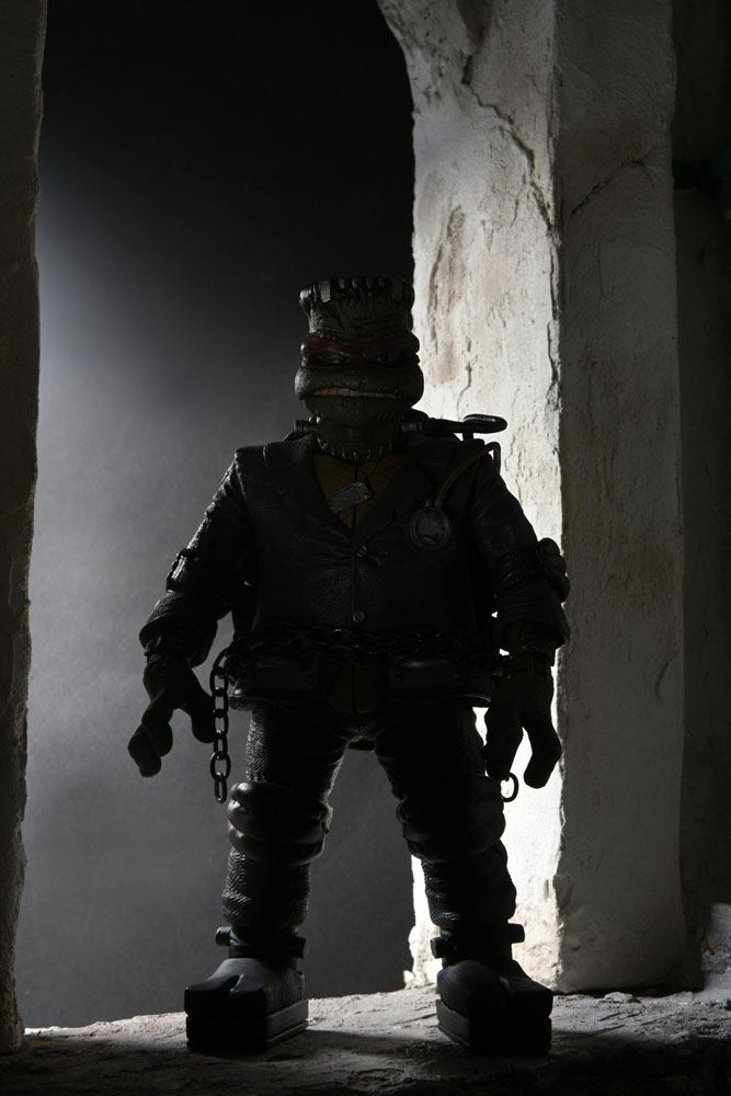 Universal Monsters x TMNT Action Figure Ultimate Raphael as Frankenstein's Monster 18 cm - MangaShop.ro
