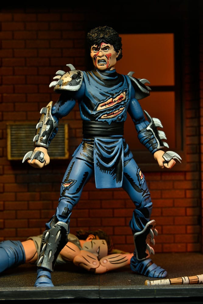 Teenage Mutant Ninja Turtles (Mirage Comics) Action Figure Battle Damaged Shredder 18 cm - MangaShop.ro