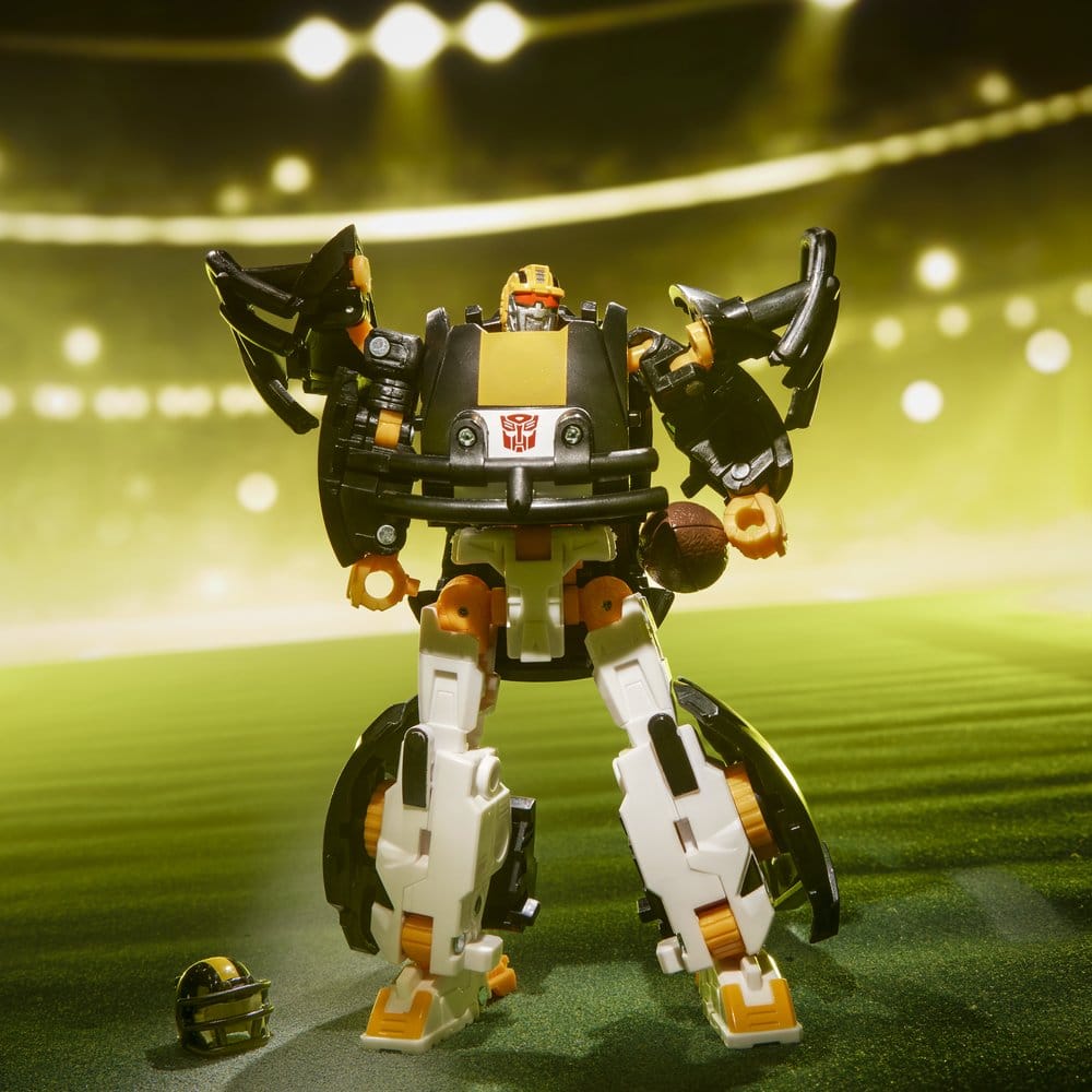 Transformers x NFL Action Figure Pittsburgh Steelers: Steelsmash 14 cm - MangaShop.ro