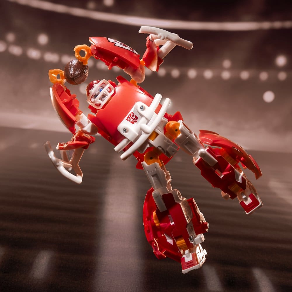 Transformers x NFL Action Figure Kansas City Chiefs: KC-59 14 cm - MangaShop.ro