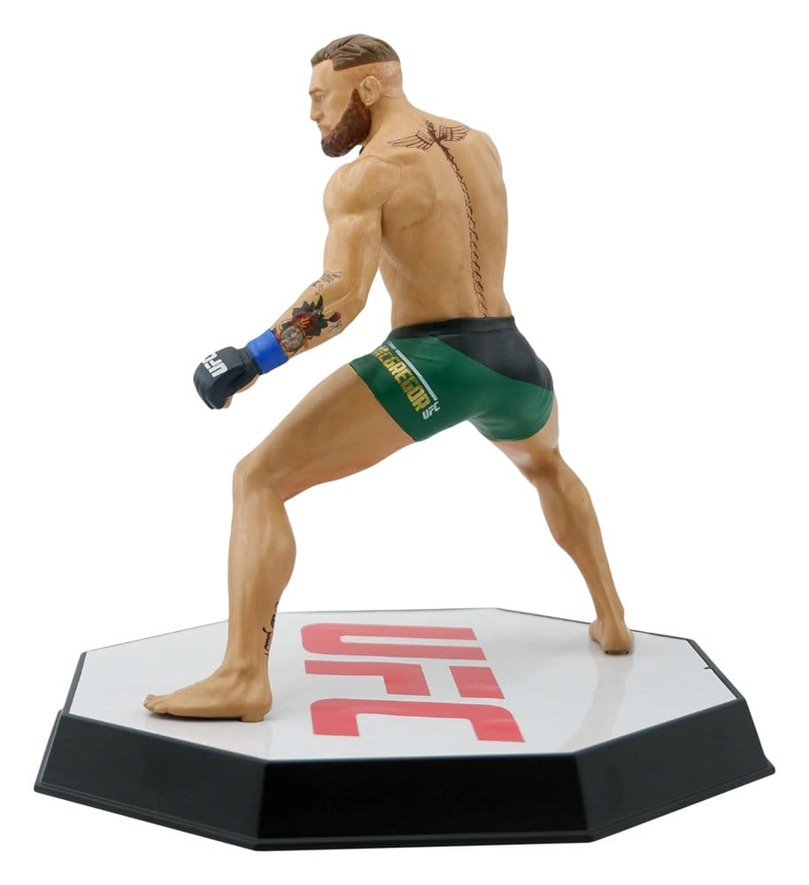 UFC McFarlane SportsPicks Action Figure Conor McGregor 15 cm - MangaShop.ro