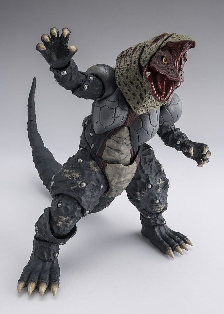 Ultraman Series S.H.Figuarts Shinkocchou Seihou Action Figure Golza 30th Anniversary Edition 15 cm - MangaShop.ro