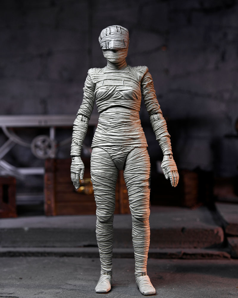 Universal Monsters Action Figure Ultimate Bride of Frankenstein (Color) 18 cm - MangaShop.ro