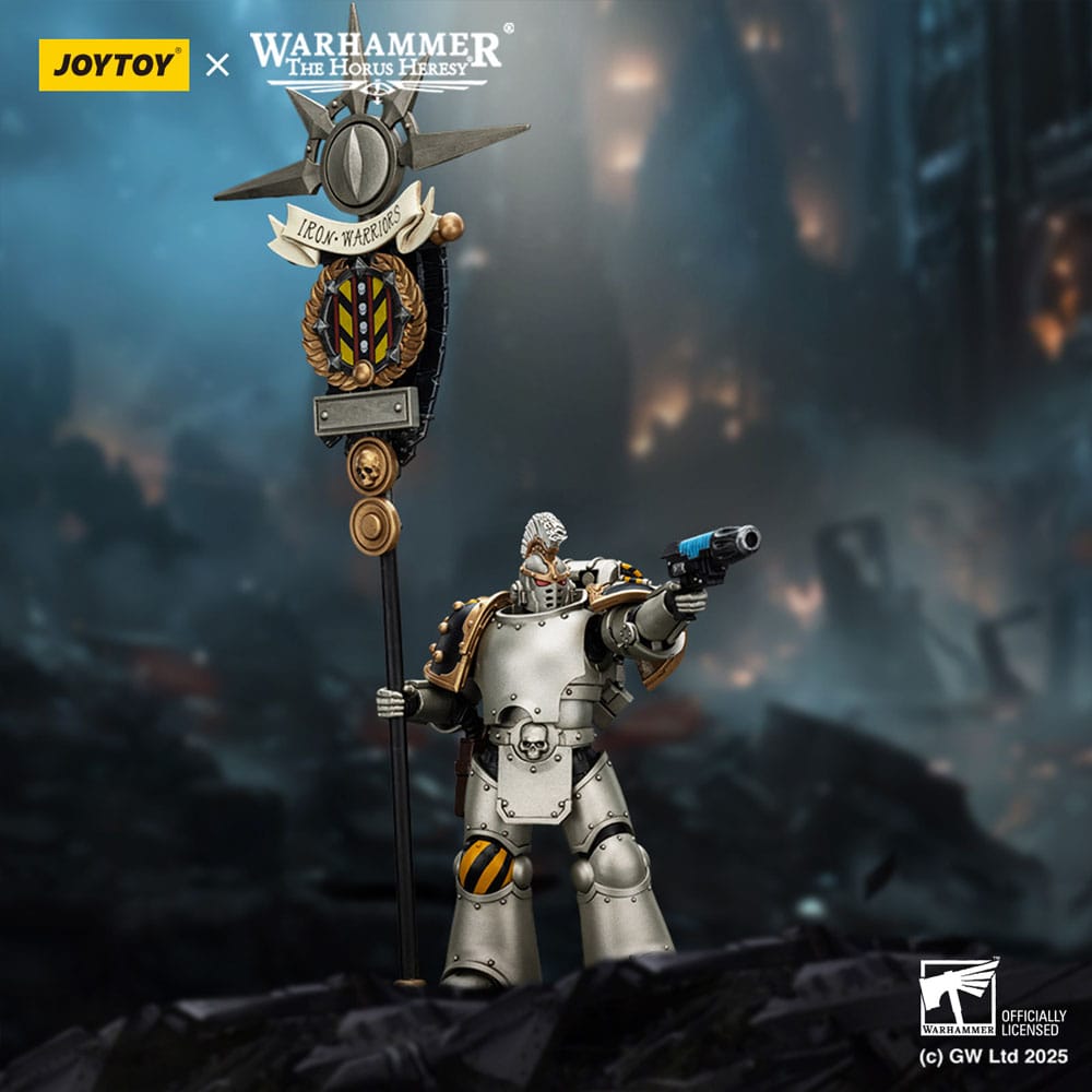 Warhammer The Horus Heresy Action Figure 1/18 lron Warriors Command Squad Chosen with Legion Standard 12 cm - MangaShop.ro
