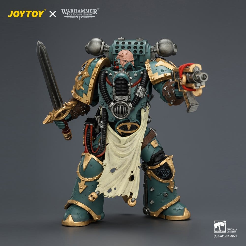 Warhammer Action Figure Sons of Horus Maloghurst the Twisted, the Warmaster's Equerry 13 cm - MangaShop.ro