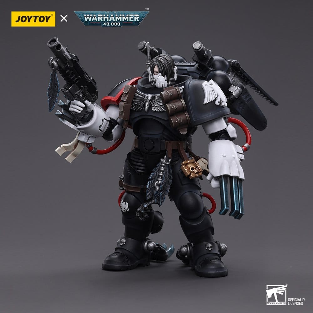 Warhammer 40,000 Action Figure Raven Guard Chapter Master Kayvaan Shrike 12 cm - MangaShop.ro