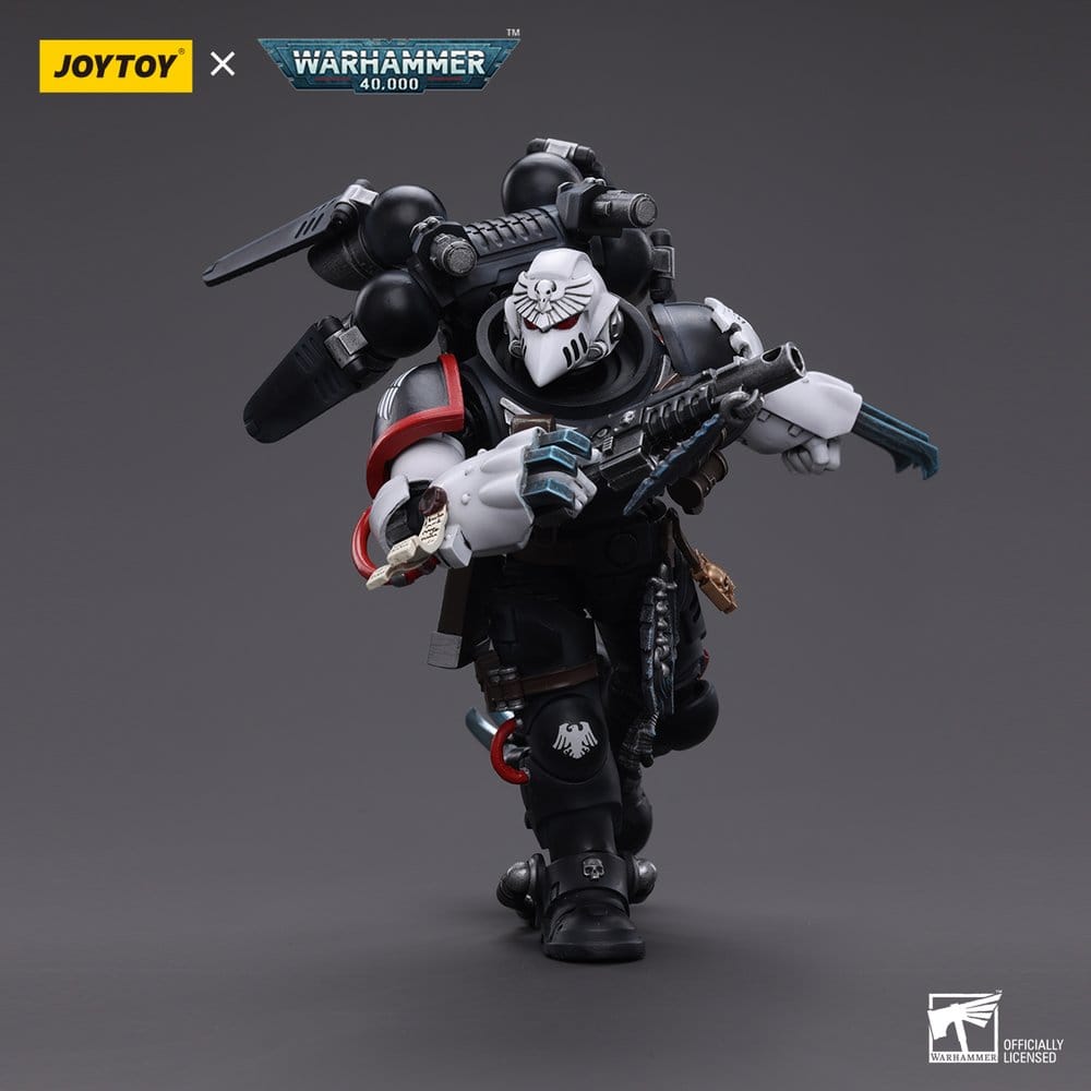 Warhammer 40,000 Action Figure Raven Guard Chapter Master Kayvaan Shrike 12 cm - MangaShop.ro