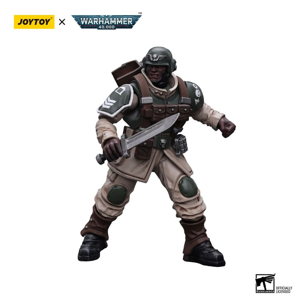 Warhammer 40k Action Figure 1/18 Astra Militarum Cadian Command Squad Veteran with Regimental Standard 12 cm - MangaShop.ro