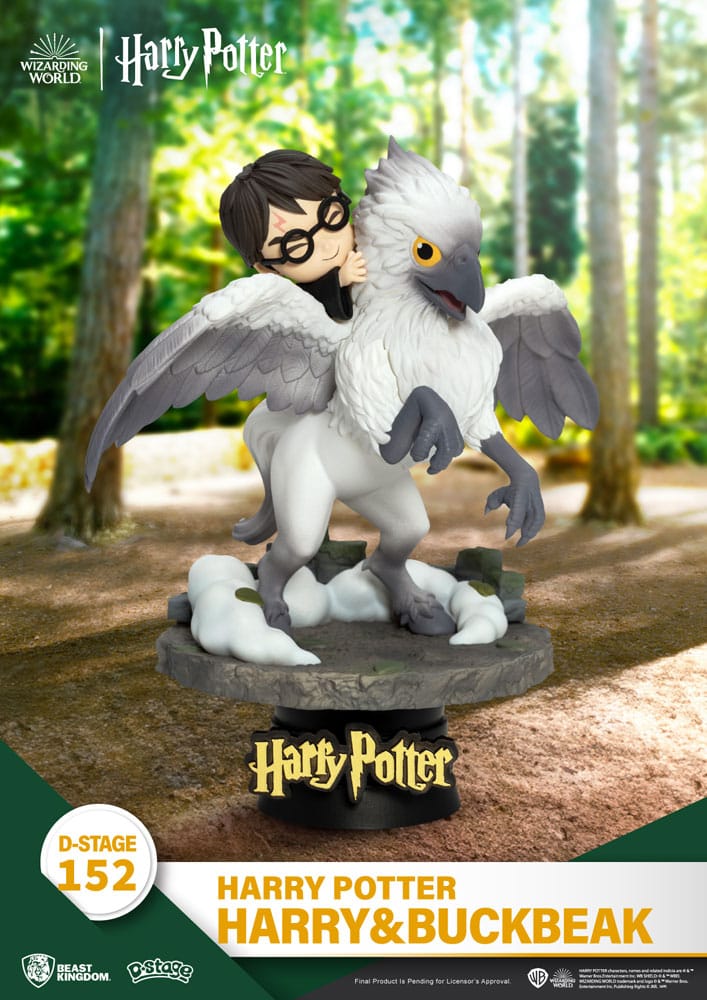 Harry Potter D-Stage PVC Diorama Harry & Buckbeak 16 cm - MangaShop.ro