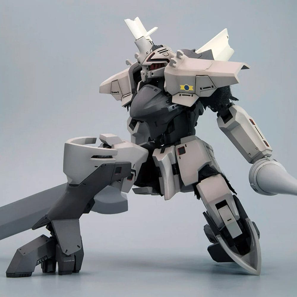 Broken Blade Plastic Model Kit 1/60 Delphine Renewal Ver. 17 cm - MangaShop.ro