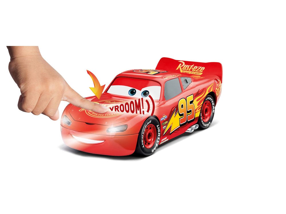 Cars Model Kit 1/20 Lightning McQueen 20 cm - MangaShop.ro