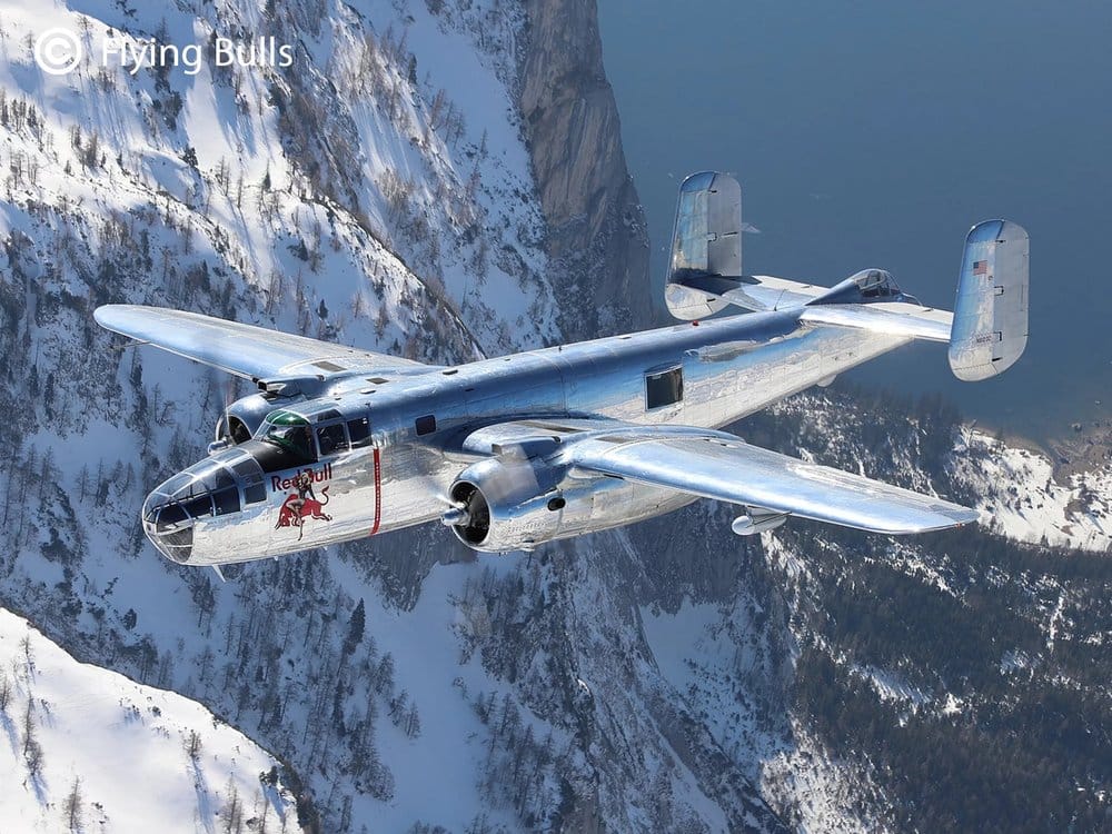 Flying Bulls Revell Model Kit North American B-25J Mitchell - MangaShop.ro