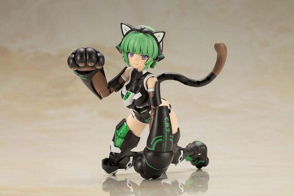 Frame Arms Girl Plastic Model Kit Magatsuki Cat Armor Ver. 16 cm - MangaShop.ro