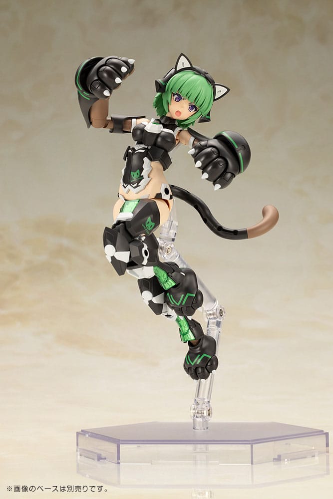 Frame Arms Girl Plastic Model Kit Magatsuki Cat Armor Ver. 16 cm - MangaShop.ro