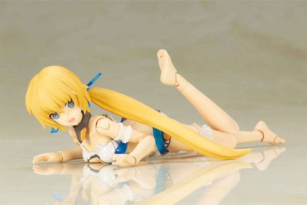 Frame Arms Girl Plastic Model Kit P3 Hresvelgr=Ater Summer Vacation Ver. 15 cm - MangaShop.ro