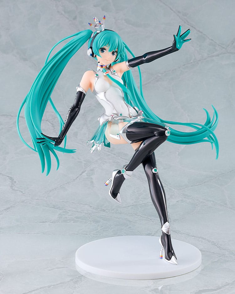 Hatsune Miku GT Project Plastic Model Kit Reincarnation Racing Miku: 2013 Ver. 19 cm - MangaShop.ro