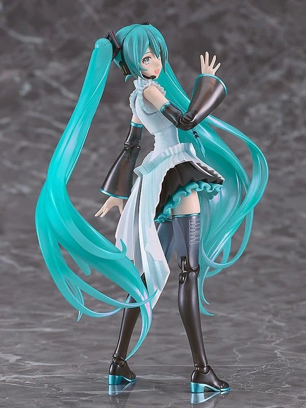 Character Vocal Series 01: Hatsune Miku Plamatea Plastic Model Happy 16th Birthday Ver. 16 cm - MangaShop.ro
