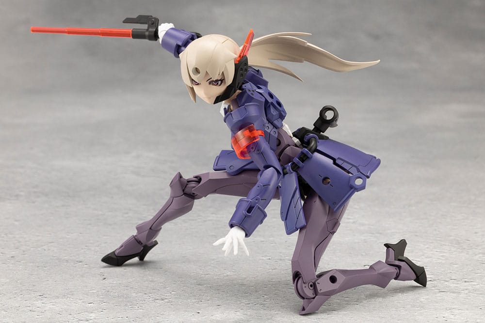 Megalomaria Unlimited Universe Model Kit Valiant 16 cm - MangaShop.ro
