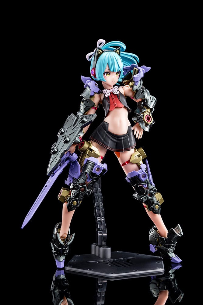 Megami Device Plastic Model Kit 1/1 Buster Doll Knight Darkness Claw 16 cm - MangaShop.ro