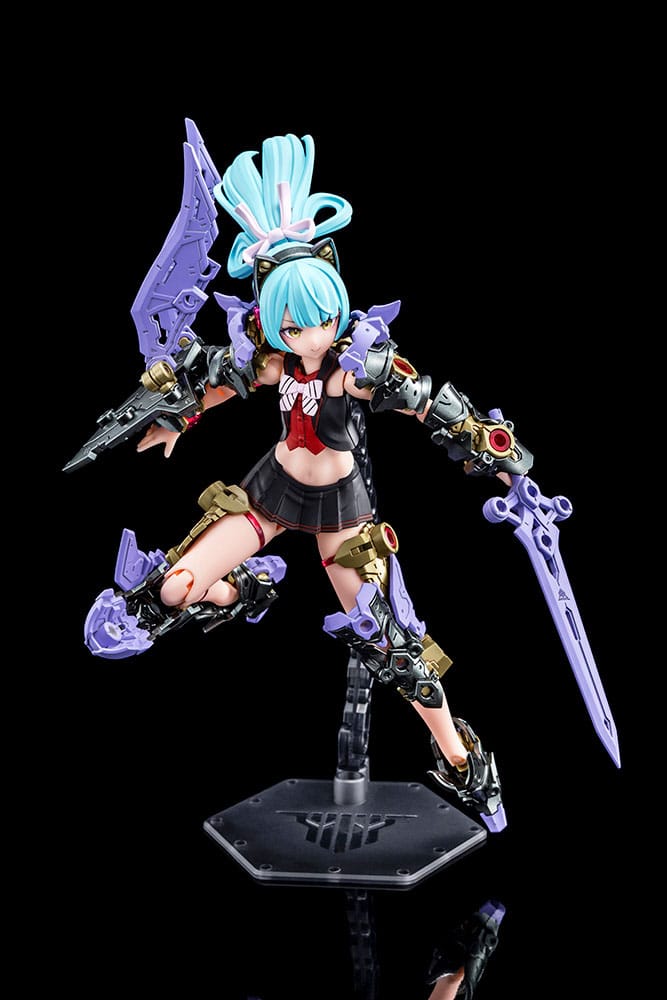Megami Device Plastic Model Kit 1/1 Buster Doll Knight Darkness Claw 16 cm - MangaShop.ro