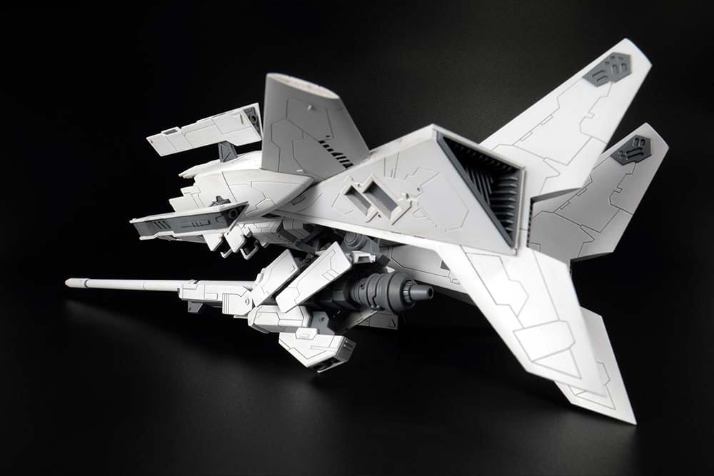 Silpheed Plastic Model Kit 1/100 SA-77 Lancer type convertible kit 26 cm - MangaShop.ro