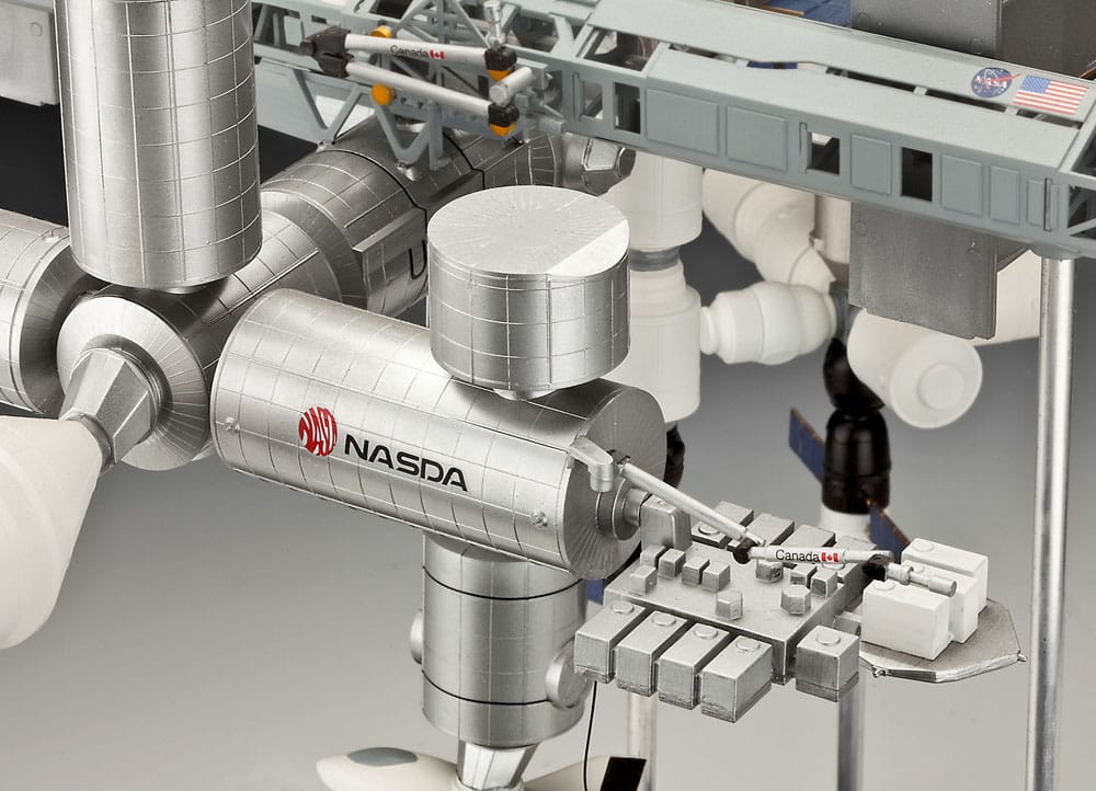 International Space Station ISS Model Kit 1/144 25th Anniversary Platinum Edition 74 cm - MangaShop.ro