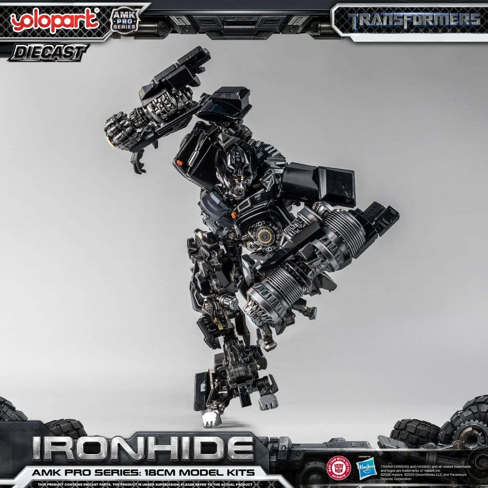 Transformers (2007) AMK PRO Series Plastic Model Kit Ironhide 18 cm - MangaShop.ro