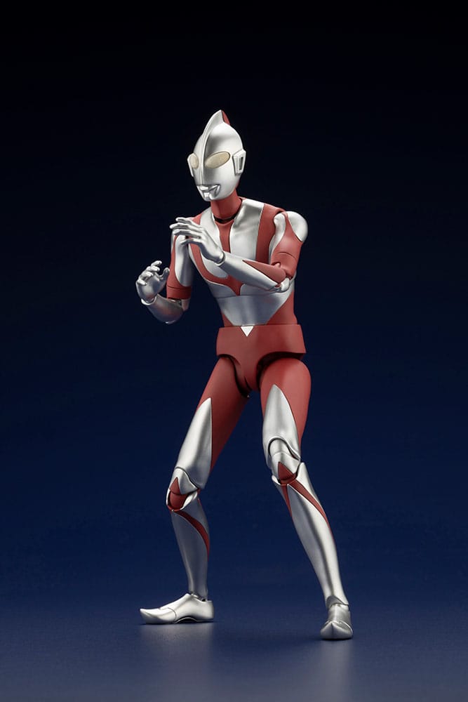 Ultraman Plastic Model Kit Ultraman (Shin Ultraman) 18 cm - MangaShop.ro