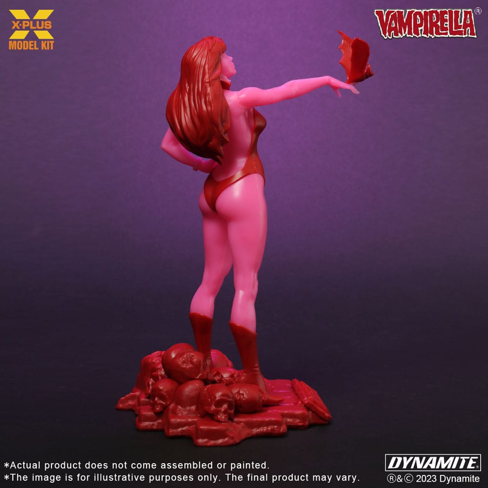 Vampirella Plastic Model Kit 1/8 Vampirella 2.0 Jose Gonzales Edition (Glows in the Dark) 23 cm - MangaShop.ro
