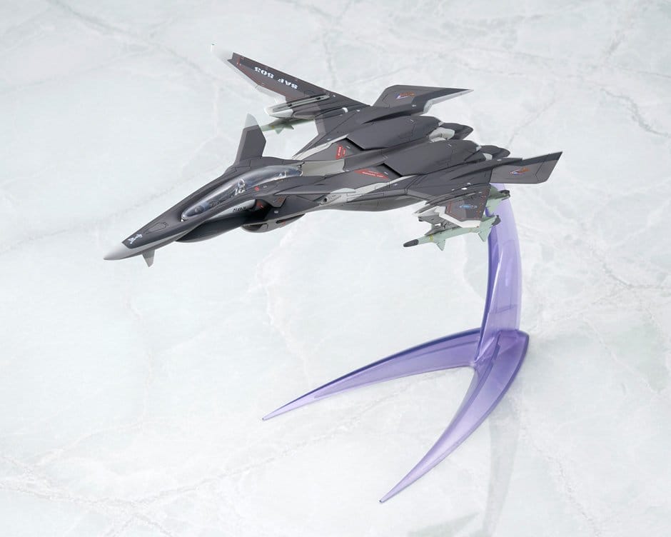 Yukikaze Fairy Air Force Tactical Reconnaissance Model Kit 1/100 FFR-41MR Mave Yukikaze Renewal Ver. 19 cm - MangaShop.ro