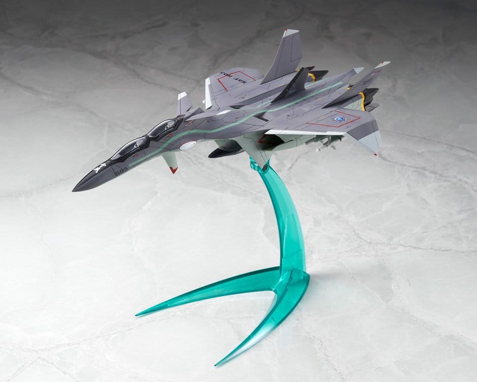 Yukikaze Fairy Air Force Tactical Reconnaissance Model Kit 1/100 FFR-31MR/D Super Sylph Yukikaze Renewal Ver. 22 cm - MangaShop.ro