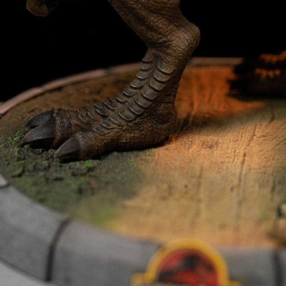 Jurassic Park  Mini Co. PVC Figure T-Rex Illusion 15 cm - MangaShop.ro